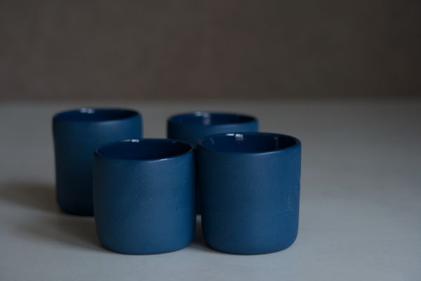 tasses à café en porcelaine bleue Sous les pins céramique
